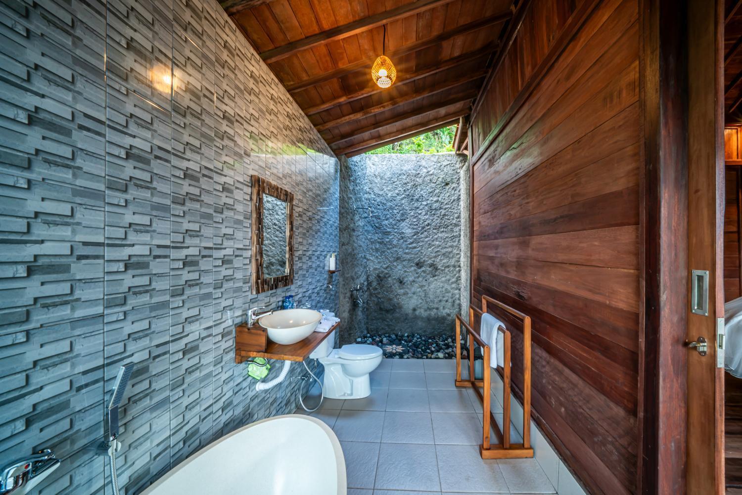 Cemara Green Hill By Samhita Bali Silebeng Exterior photo